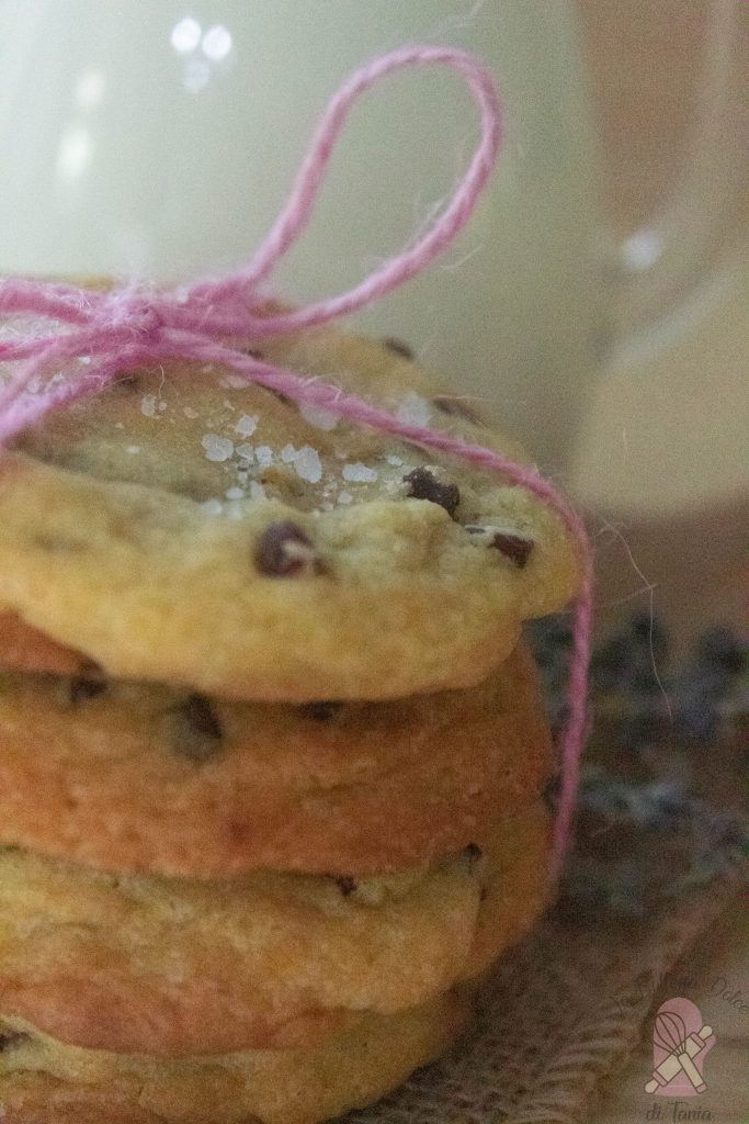 Cookies con gocce di cioccolato